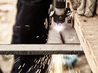How to use a plasma cutter ?